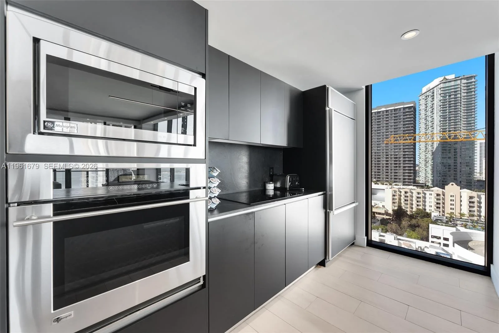 460 NE 28th St # 1601, Miami, FL 33137 photo 11