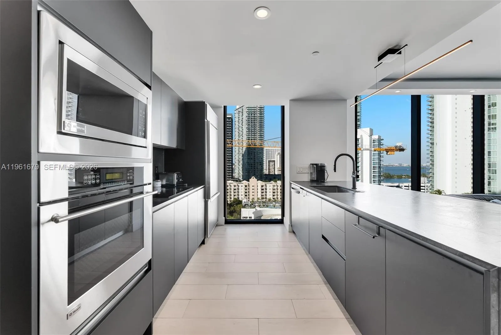 460 NE 28th St # 1601, Miami, FL 33137 photo 7