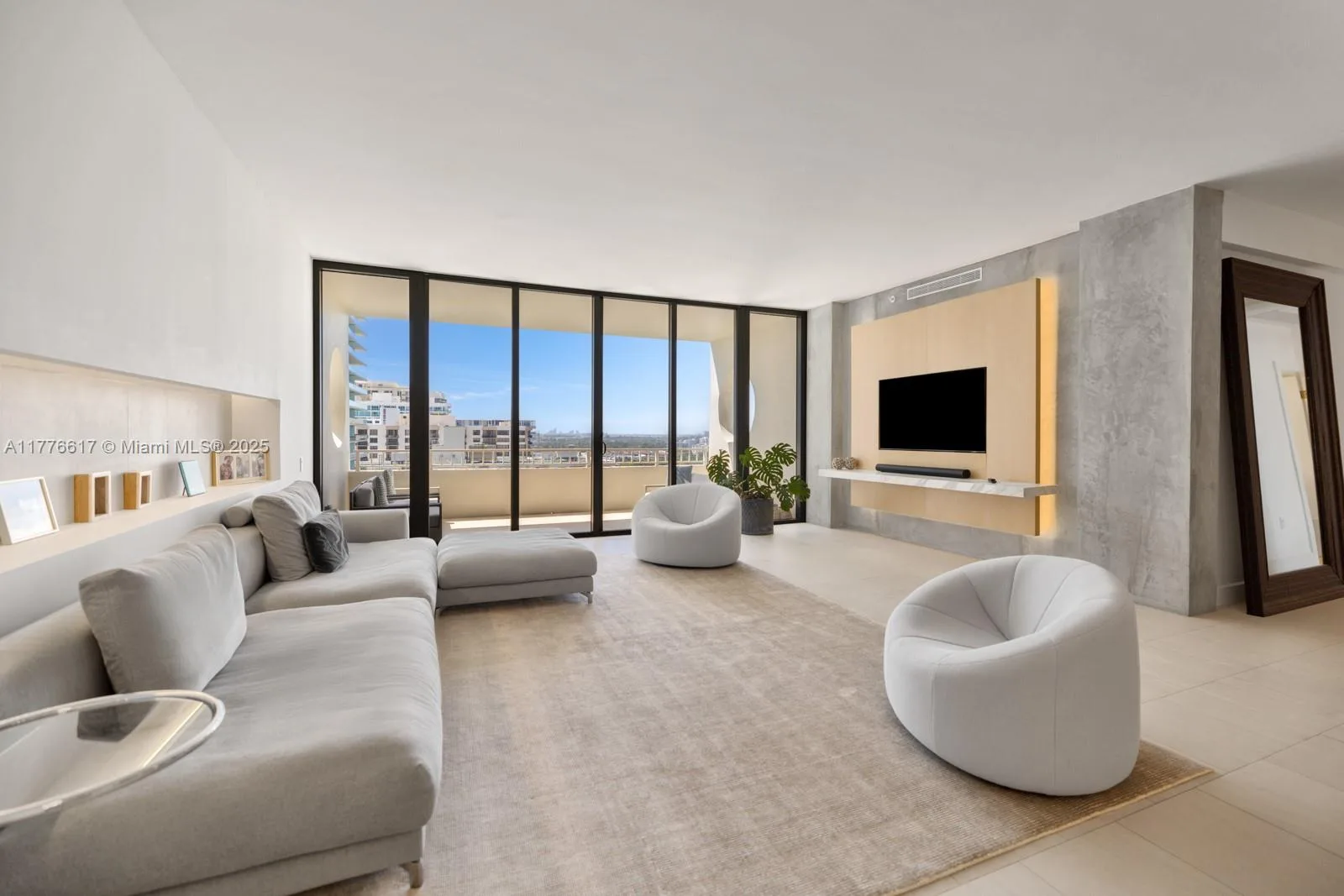 10205 Collins Ave # PH3, Bal Harbour, FL 33154
