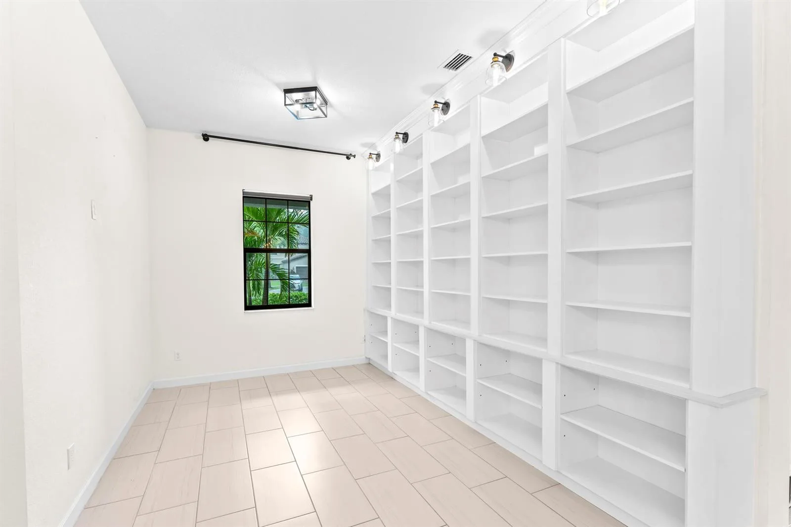 4339 Buena Tara Drive, West Palm Beach, FL 33413 photo 8
