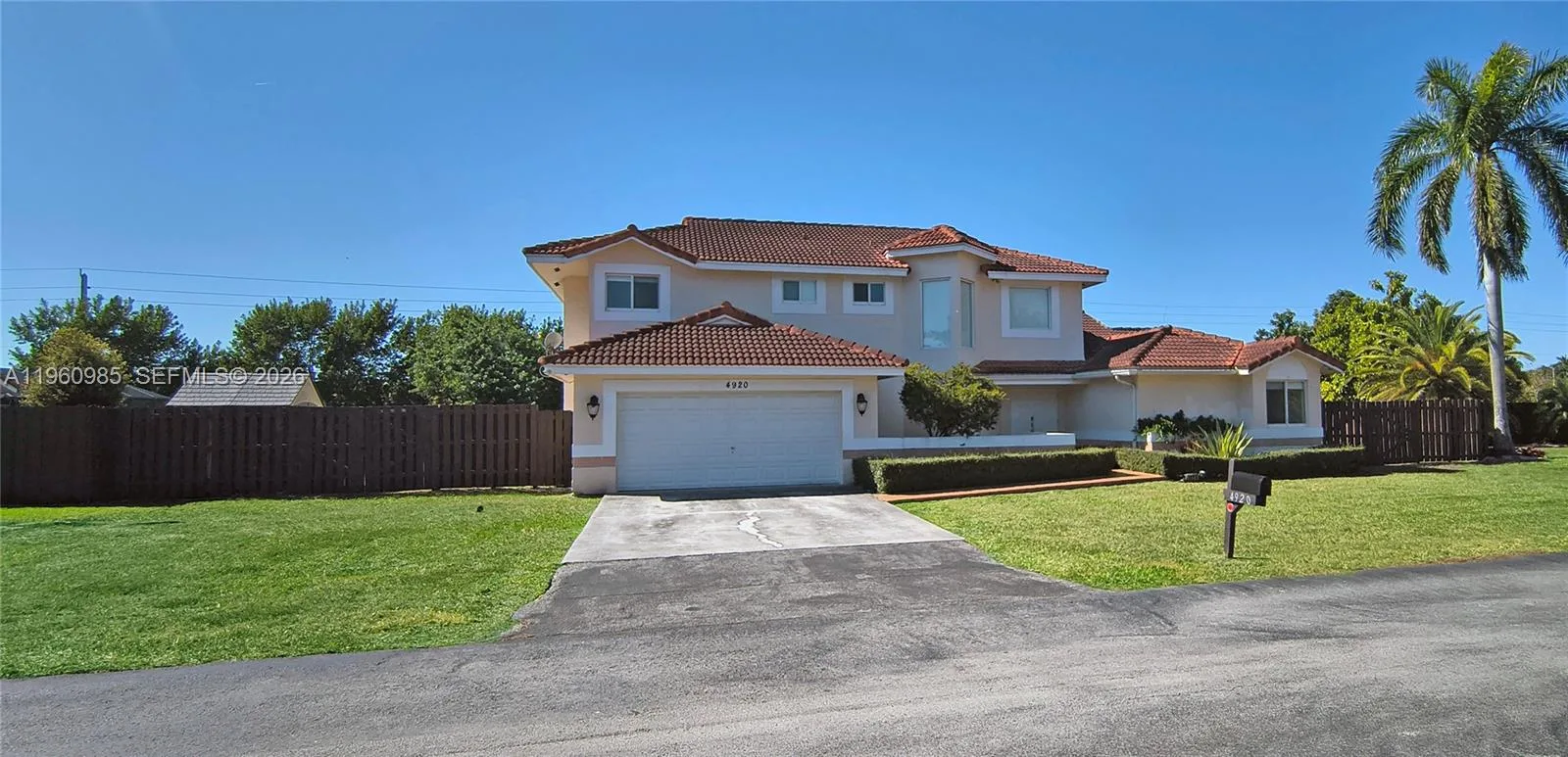 4920 SW 156th Pl, Miami, FL 33185 photo 2