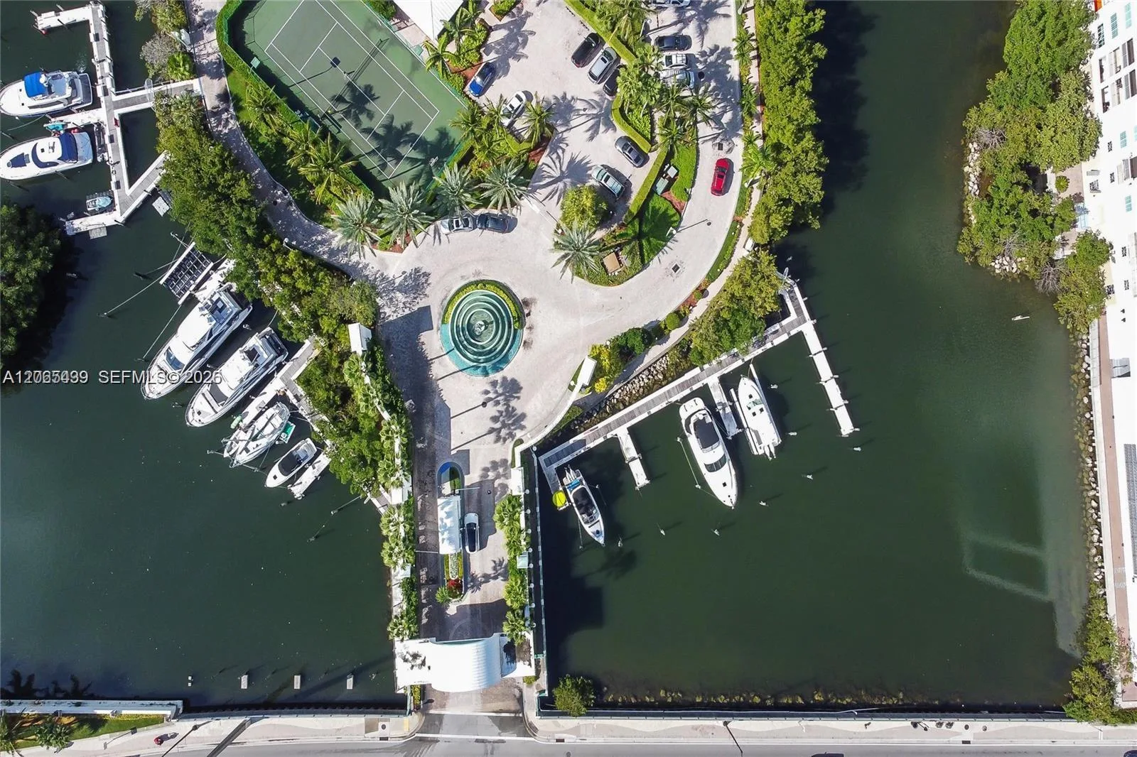 16400 Collins, Sunny Isles Beach, FL 33160 photo 2