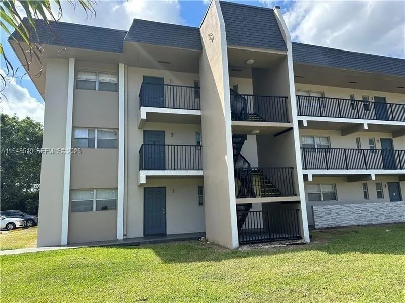 8040 N Colony Cir N # 101, Tamarac, FL 33321 photo 12