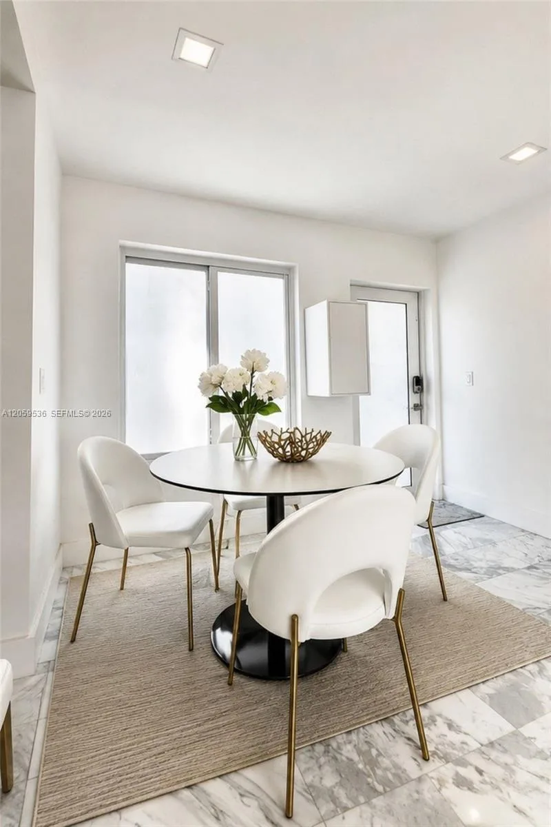 1150 Euclid Ave # 306, Miami Beach, FL 33139 photo 3