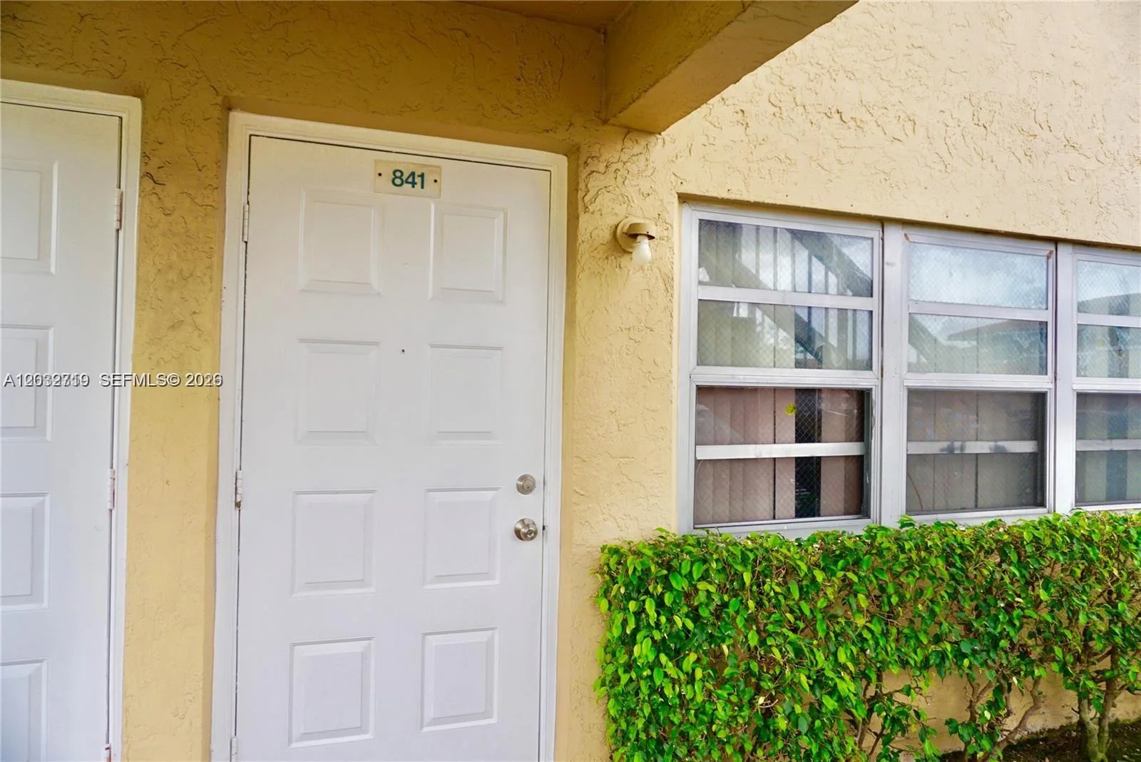 841 Twin Lakes Dr # 30-A, Coral Springs, FL 33071