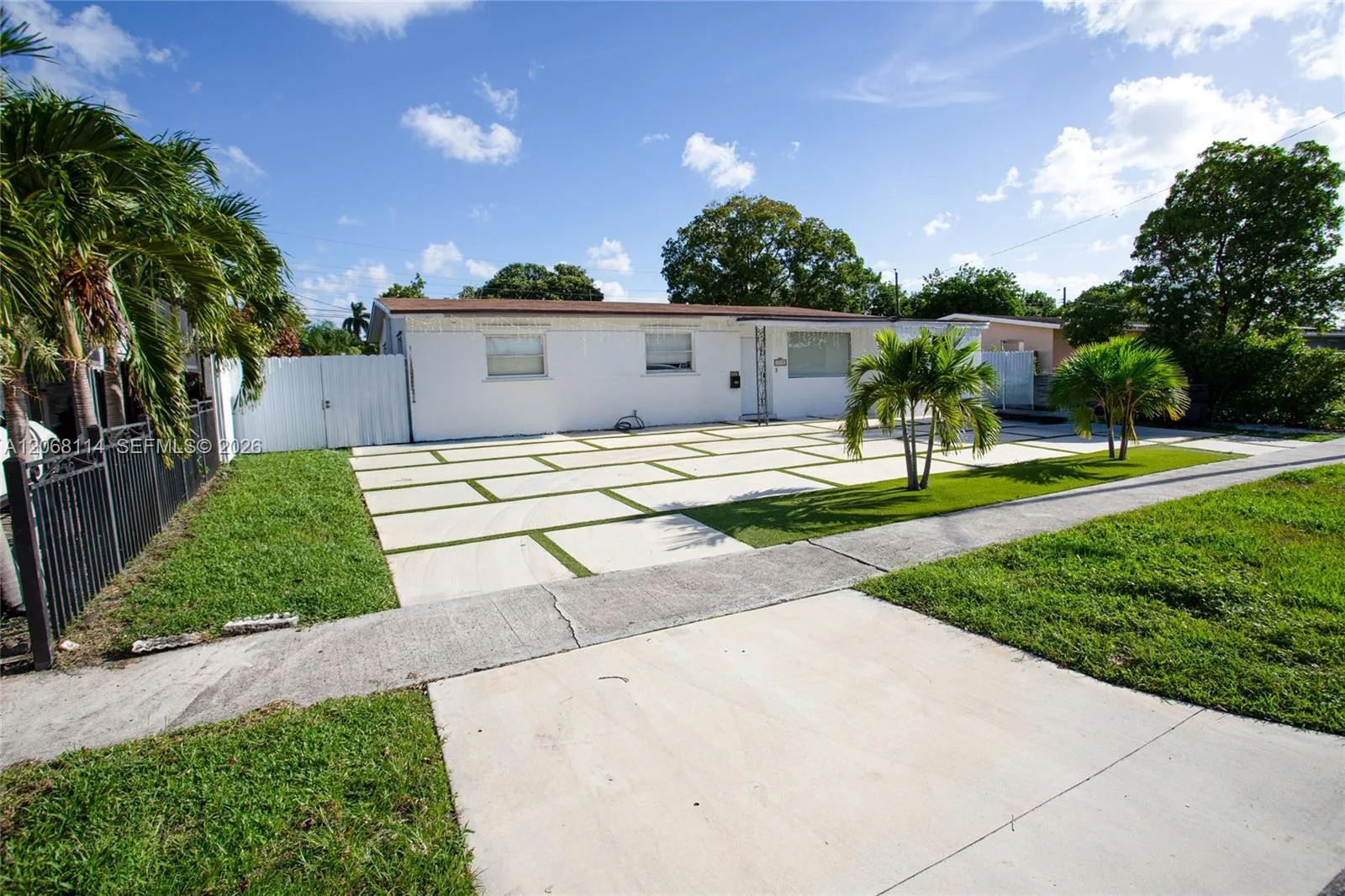 6930 Fillmore St, Hollywood, FL 33024 photo 2