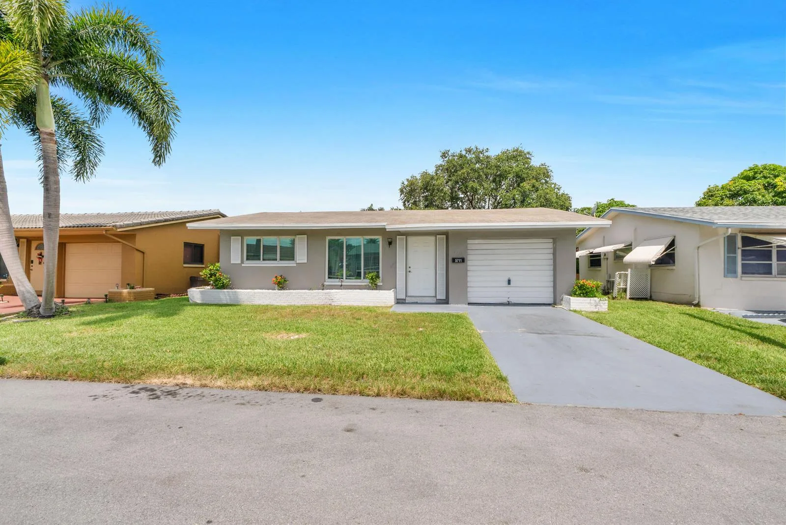 5711 NW 65TH Way, Tamarac, FL 33321