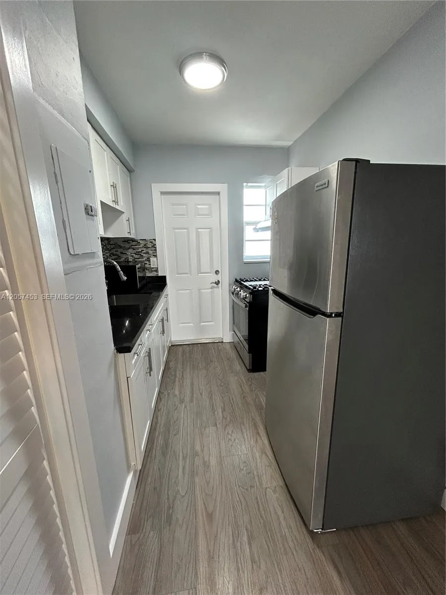 1024 Pennsylvania Ave # 2, Miami Beach, FL 33139 photo 3