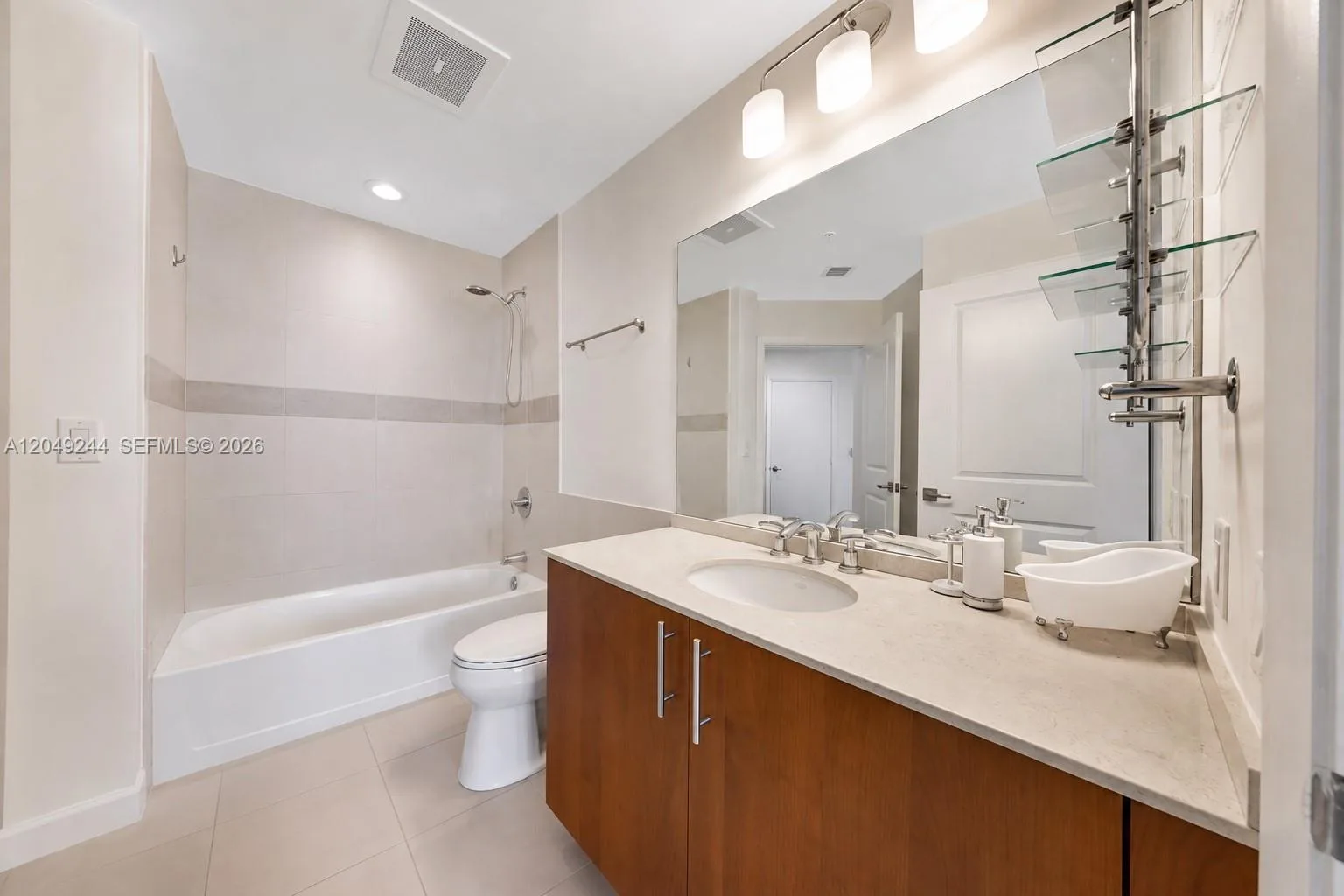 1945 S Ocean Dr # 714, Hallandale Beach, FL 33009 photo 10