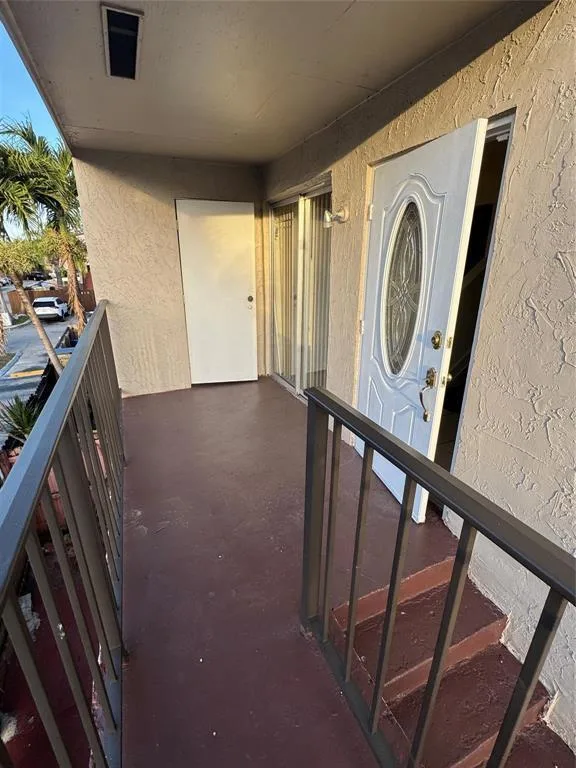 15690 SW 82nd Circle Lane # 9-12, Miami, FL 33193 photo 3