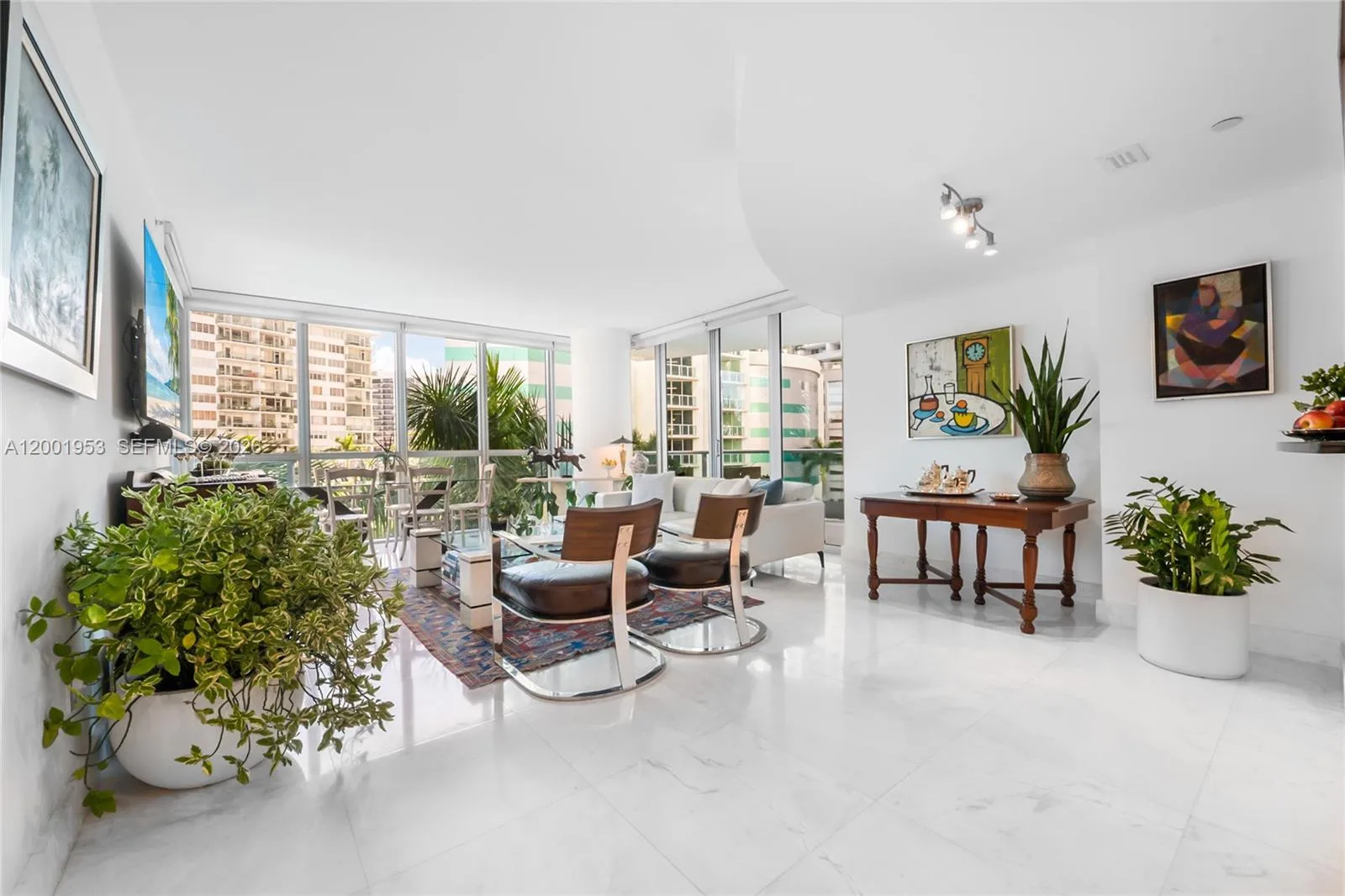 1331 Brickell Bay Dr # 408, Miami, FL 33131