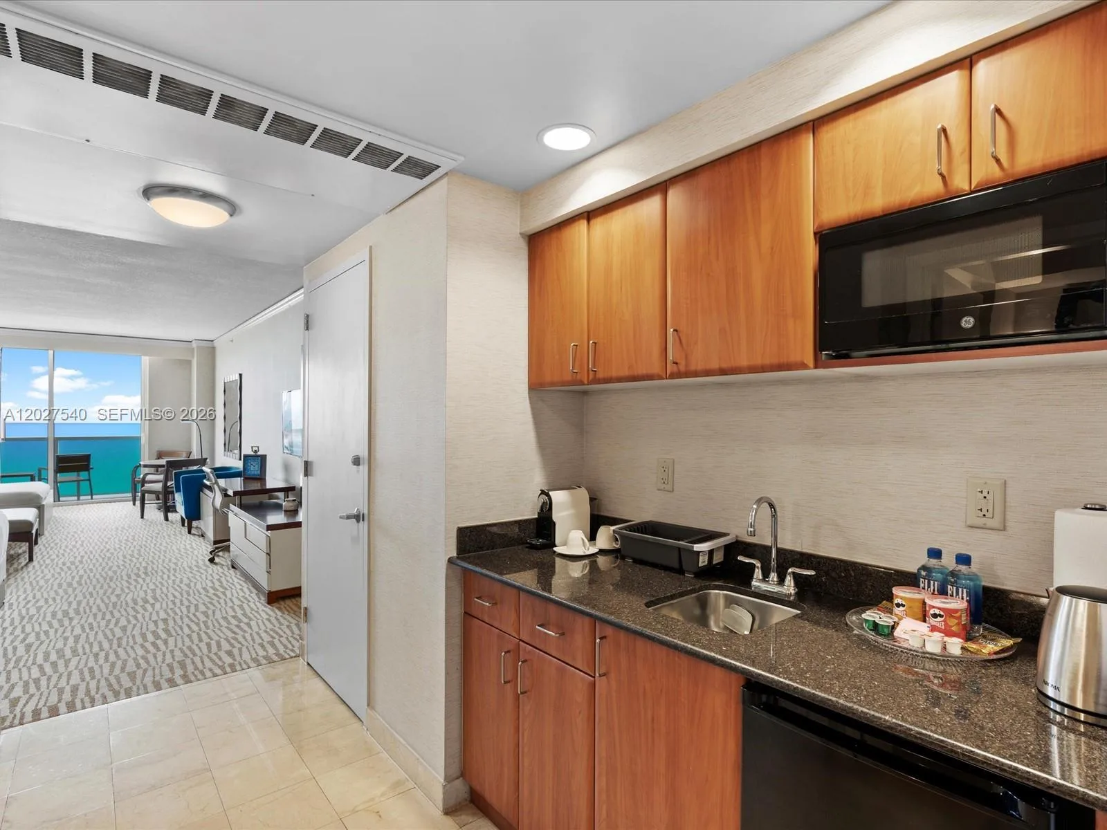 18001 Collins Ave # 2511, Sunny Isles Beach, FL 33160 photo 2