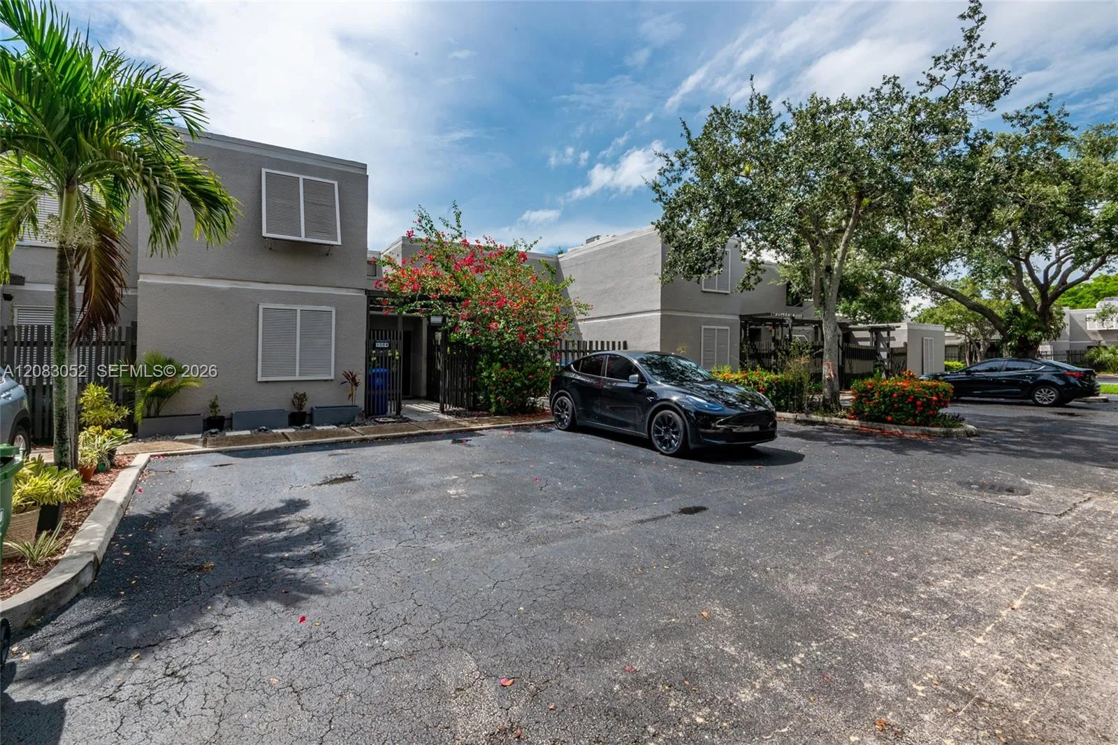 1504 NW 112th Ter, Pembroke Pines, FL 33026