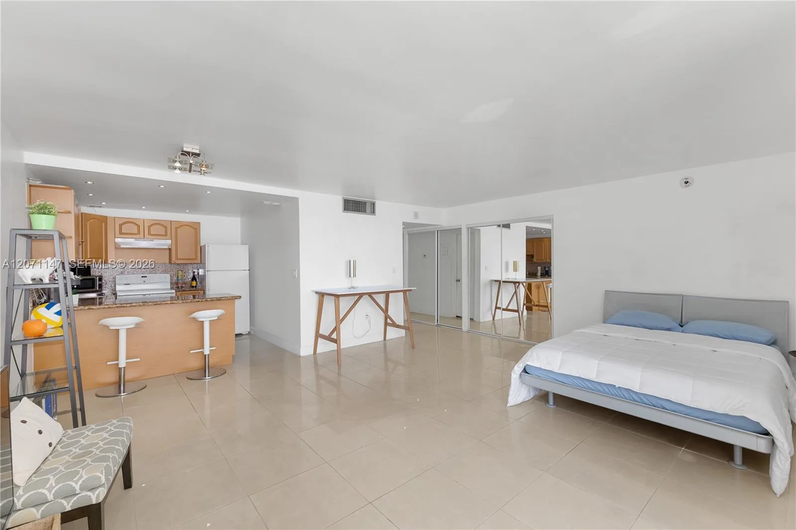 401 Ocean Dr # 607, Miami Beach, FL 33139 photo 8