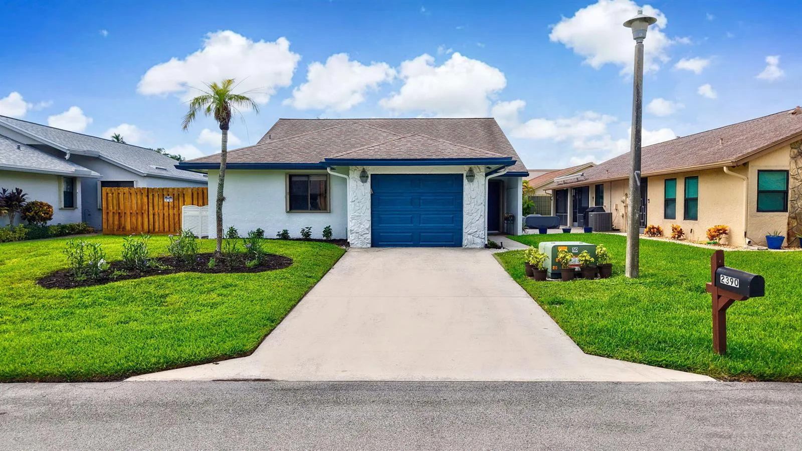2390 NW 15TH Street NW, Delray Beach, FL 33445