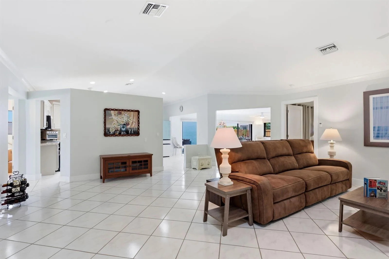 2390 NW 15TH Street NW, Delray Beach, FL 33445 photo 5