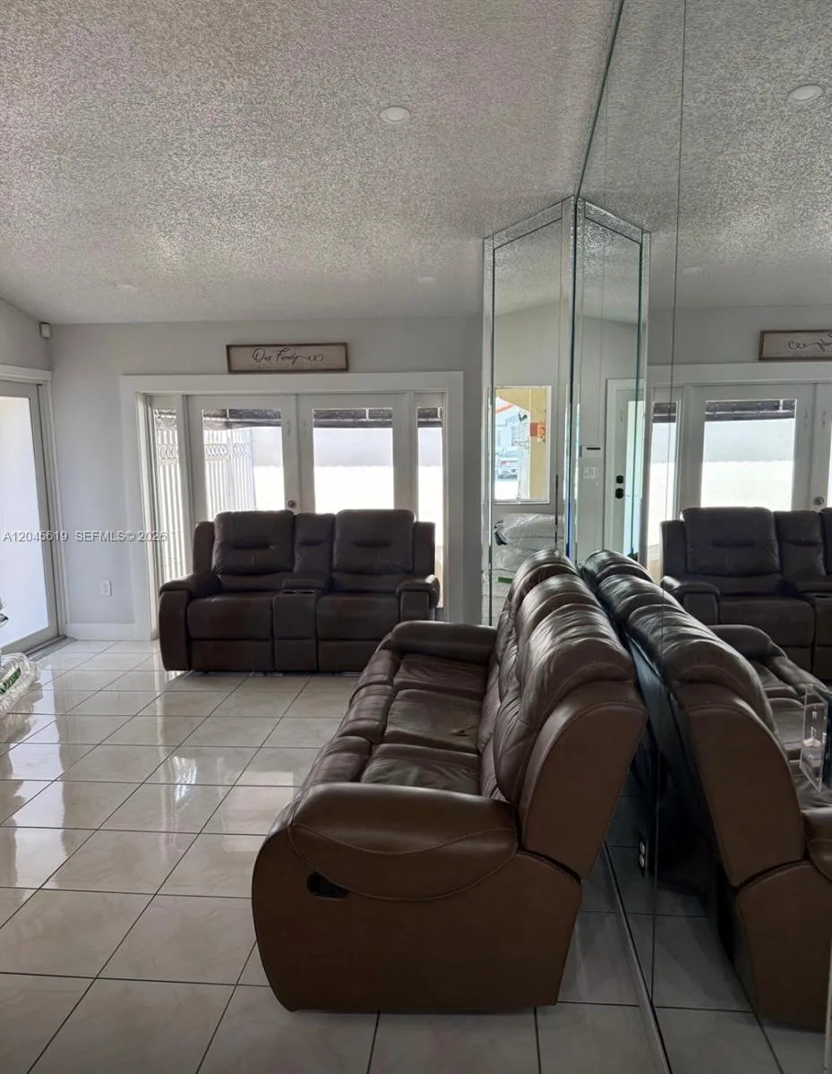 14406 SW 179th Ln, Miami, FL 33177 photo 5