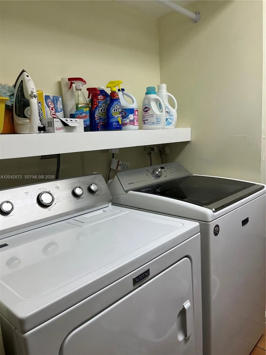 1020 NE 202nd Ter, Miami, FL 33179 photo 8