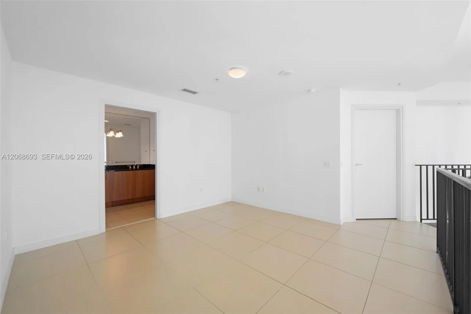 300 S Biscayne Blvd # L-1214, Miami, FL 33131 photo 6
