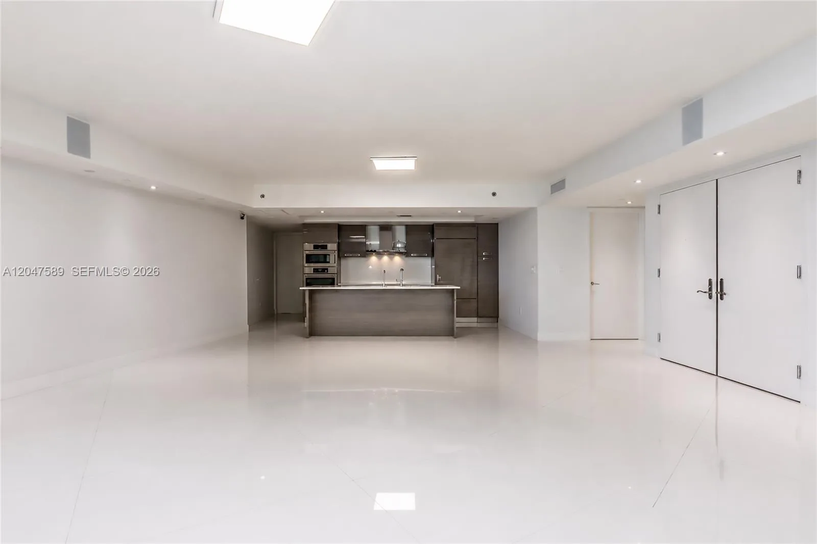 17201 Collins Ave # 1807, Sunny Isles Beach, FL 33160 photo 8