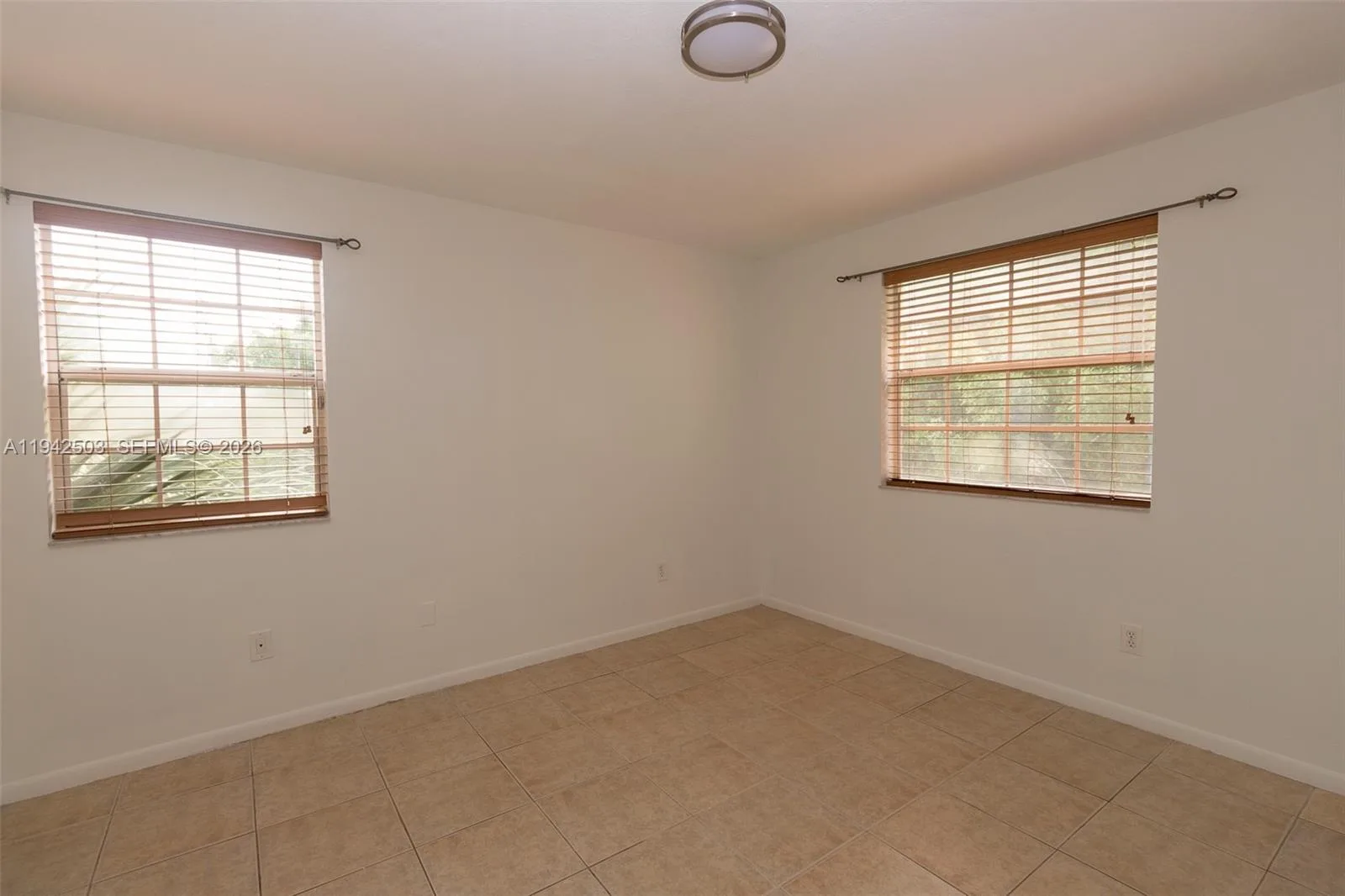 18328 NW 68th Ave # P, Hialeah, FL 33015 photo 12