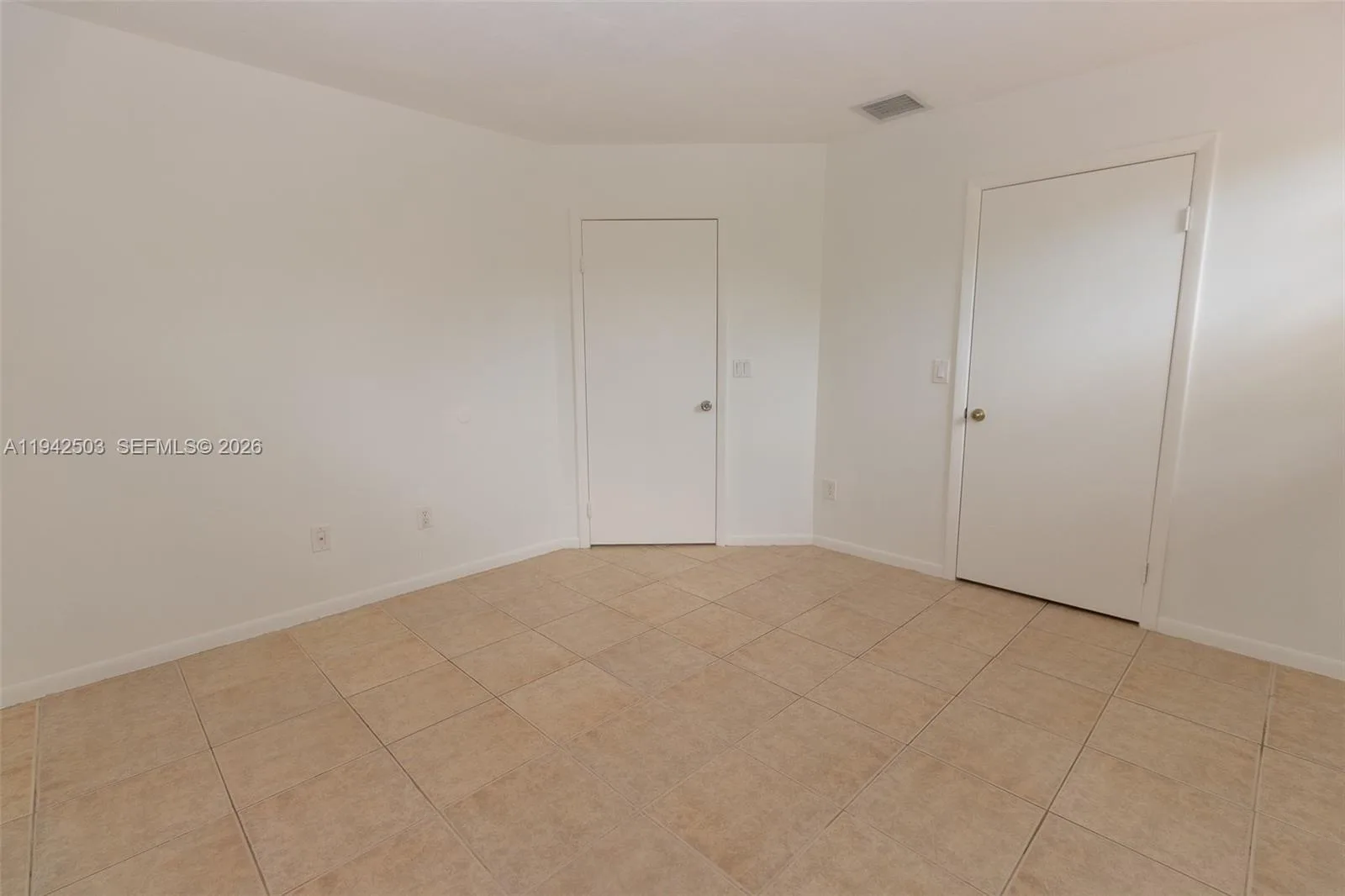 18328 NW 68th Ave # P, Hialeah, FL 33015 photo 13