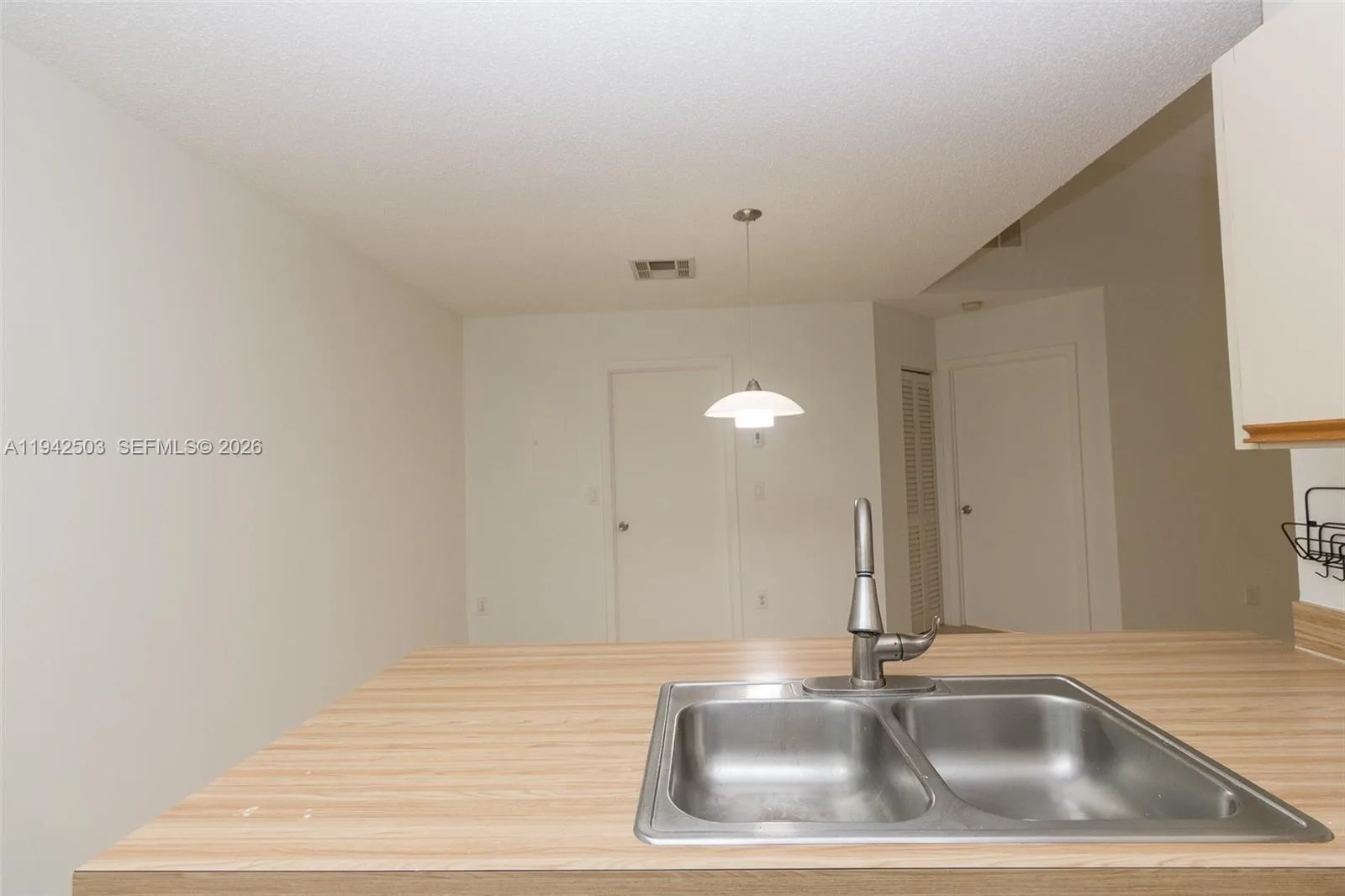 18328 NW 68th Ave # P, Hialeah, FL 33015 photo 7