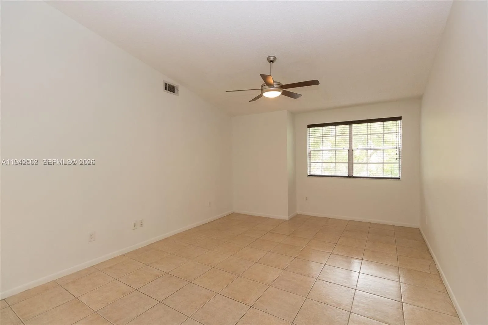 18328 NW 68th Ave # P, Hialeah, FL 33015 photo 8