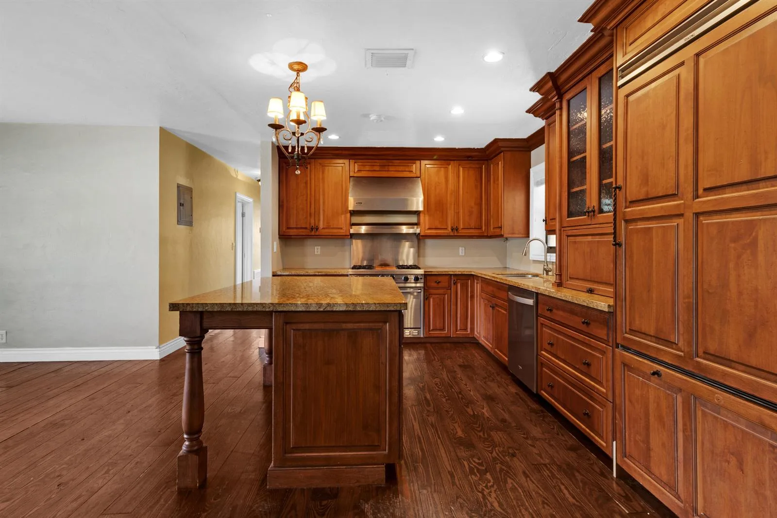 2020 NE 52ND Court, Fort Lauderdale, FL 33308 photo 5