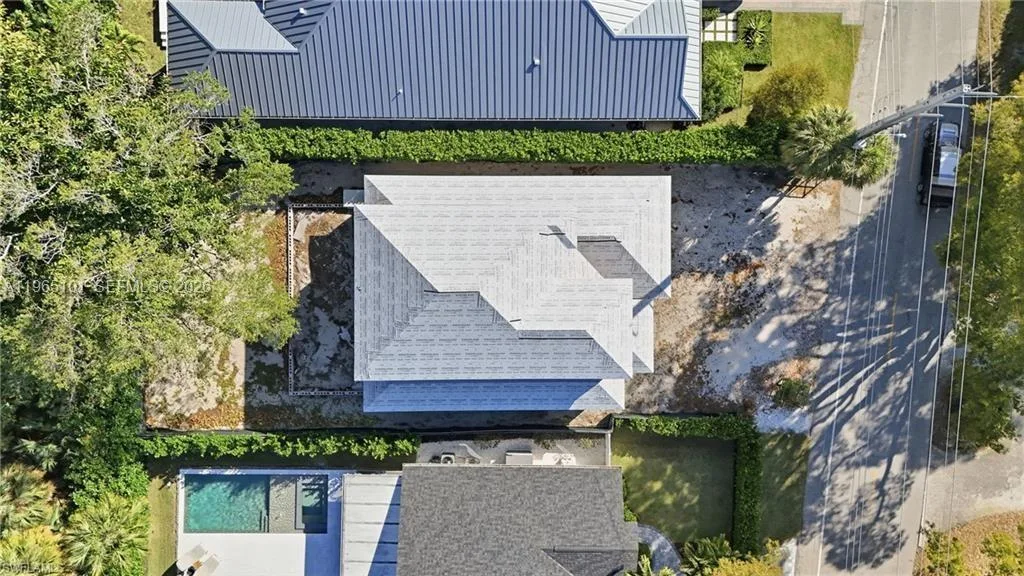 1070 13th St N, Naples, FL 34102 photo 6