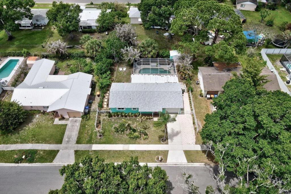 545 21st Avenue, Vero Beach, FL 32962 photo 3