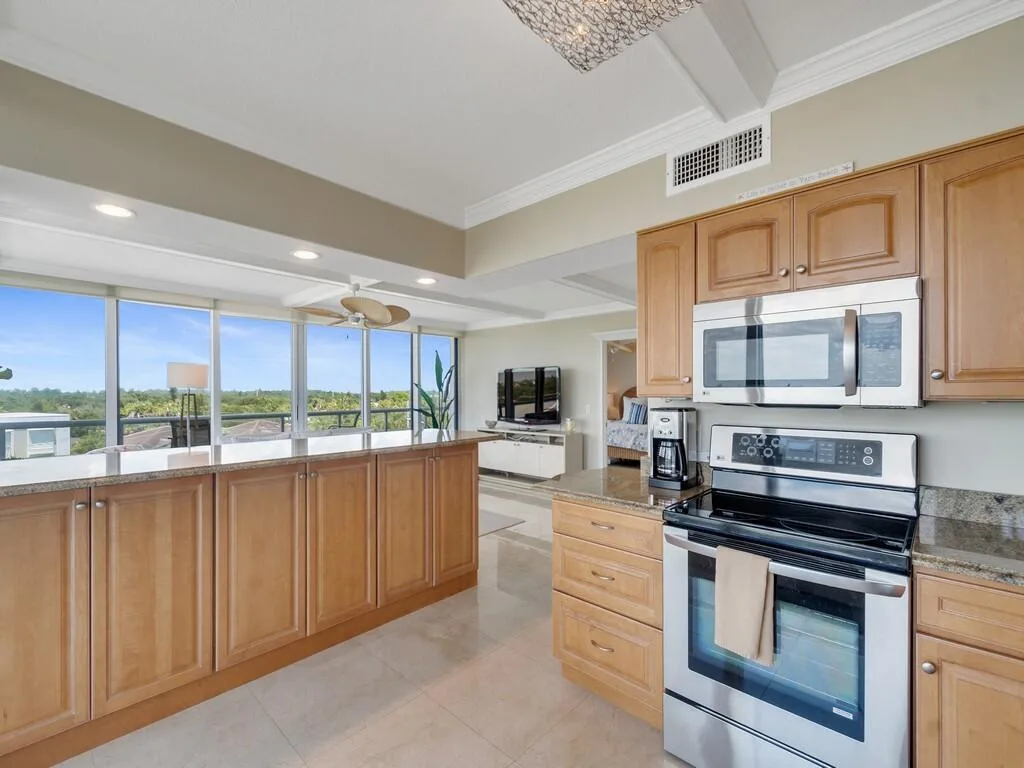 3554 OCEAN Drive # 501S, Vero Beach, FL 32963 photo 11