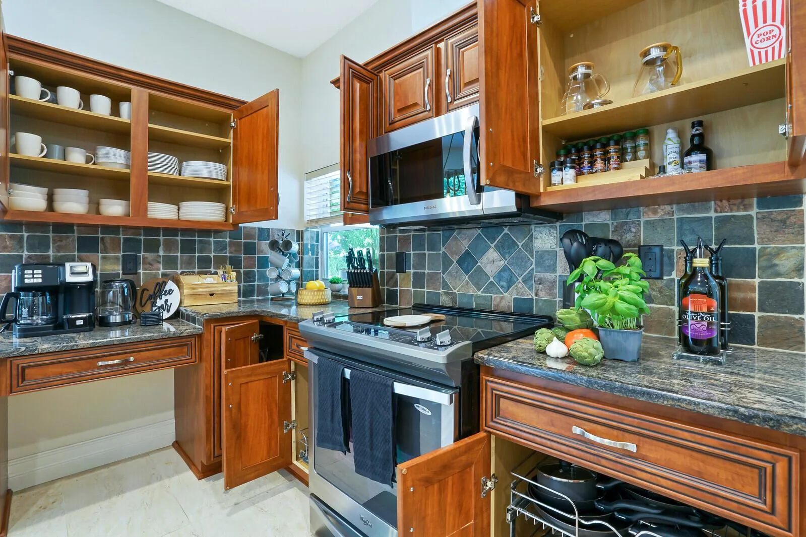 1311 NW 2ND Circle, Boca Raton, FL 33432 photo 12