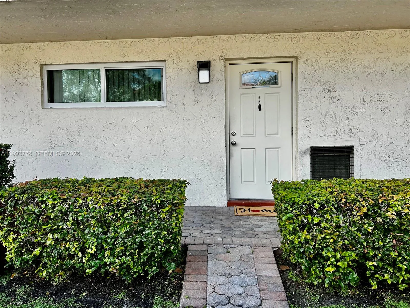 411 S Hollybrook Dr # 105, Pembroke Pines, FL 33025