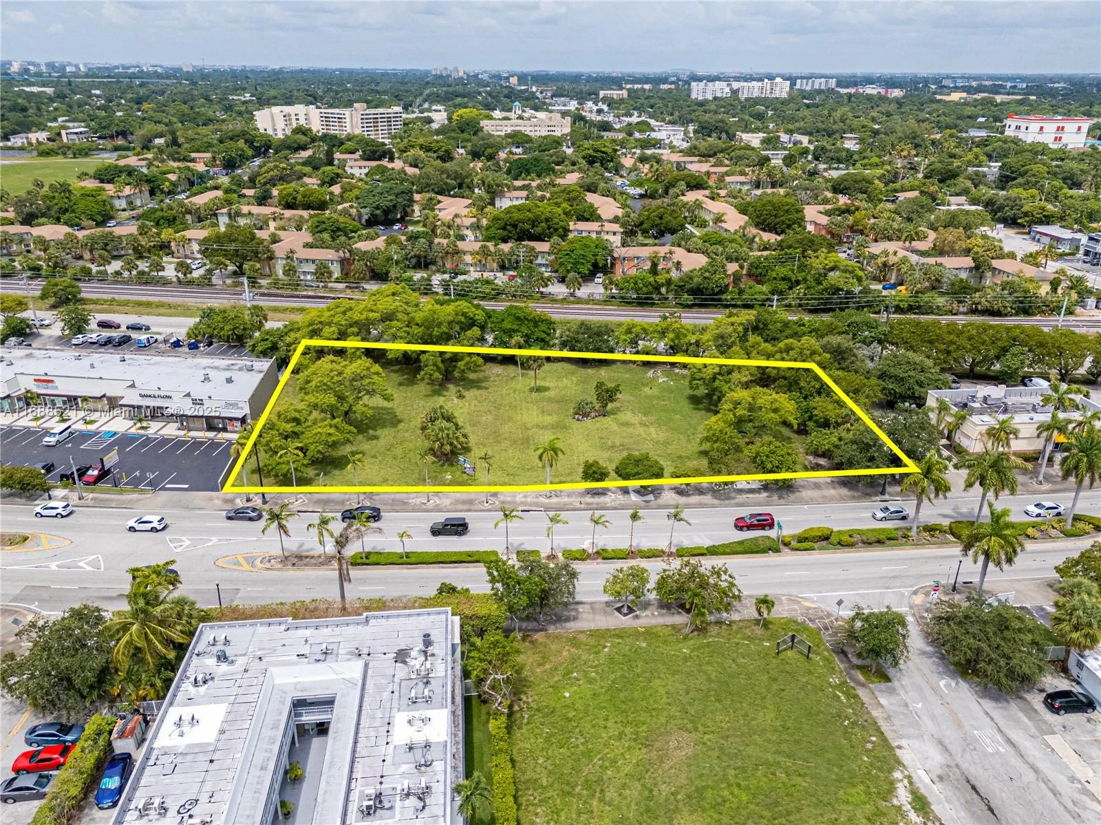 5220 Biscayne, Miami, FL 33137 photo 5