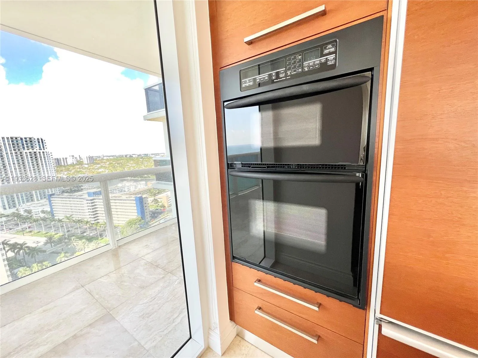 1850 S Ocean Dr # 2204, Hallandale Beach, FL 33009 photo 10