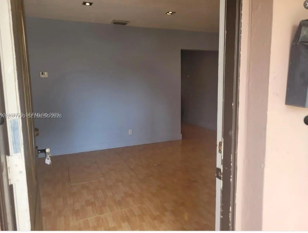 401 SW 4th terrace # 403, Hallandale Beach, FL 33009 photo 6