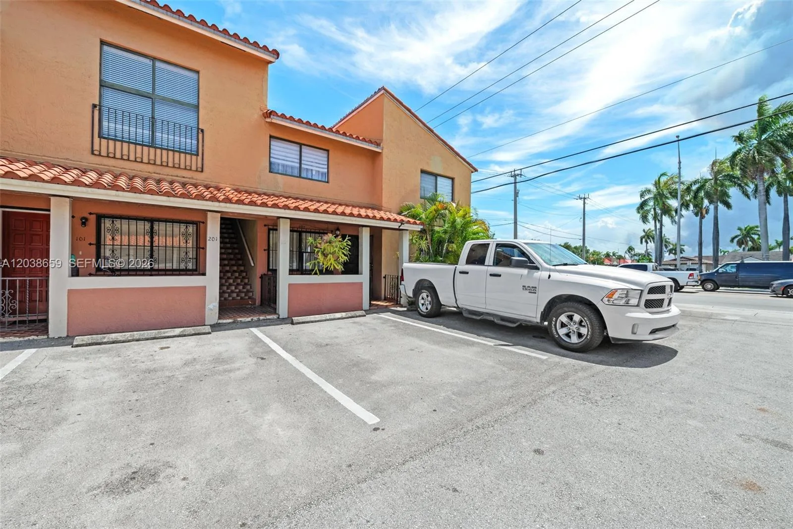 2770 W 60th Pl # 202, Hialeah, FL 33016