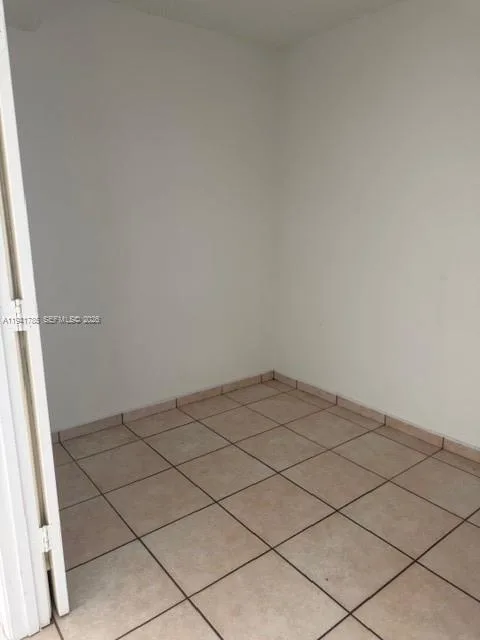 5601 Collins Ave # 607, Miami Beach, FL 33140 photo 11