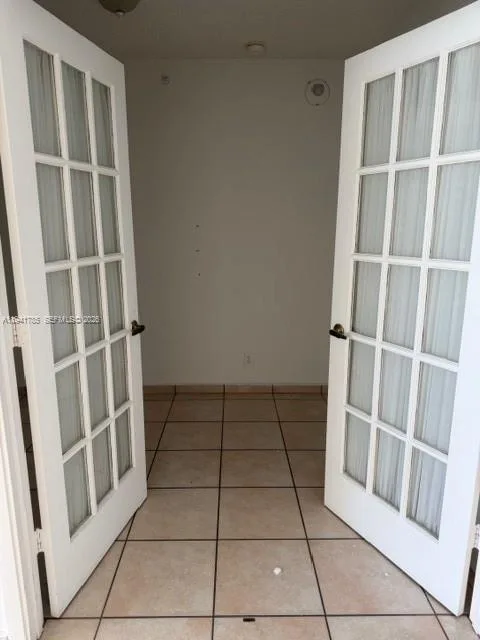 5601 Collins Ave # 607, Miami Beach, FL 33140 photo 13