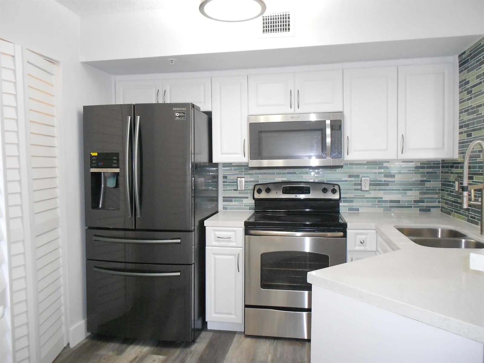 1000 Scotia Drive # 304, Hypoluxo, FL 33462 photo 3