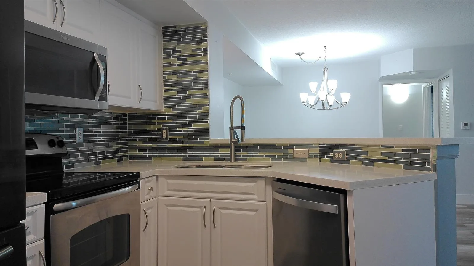 1000 Scotia Drive # 304, Hypoluxo, FL 33462 photo 4