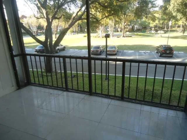 3660 Inverrary Drive # 2f, Lauderhill, FL 33319 photo 7