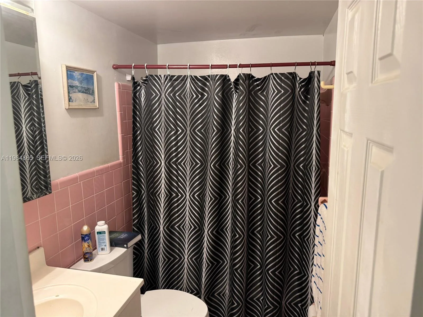 2500 Diana Dr # 107, Hallandale Beach, FL 33009 photo 11