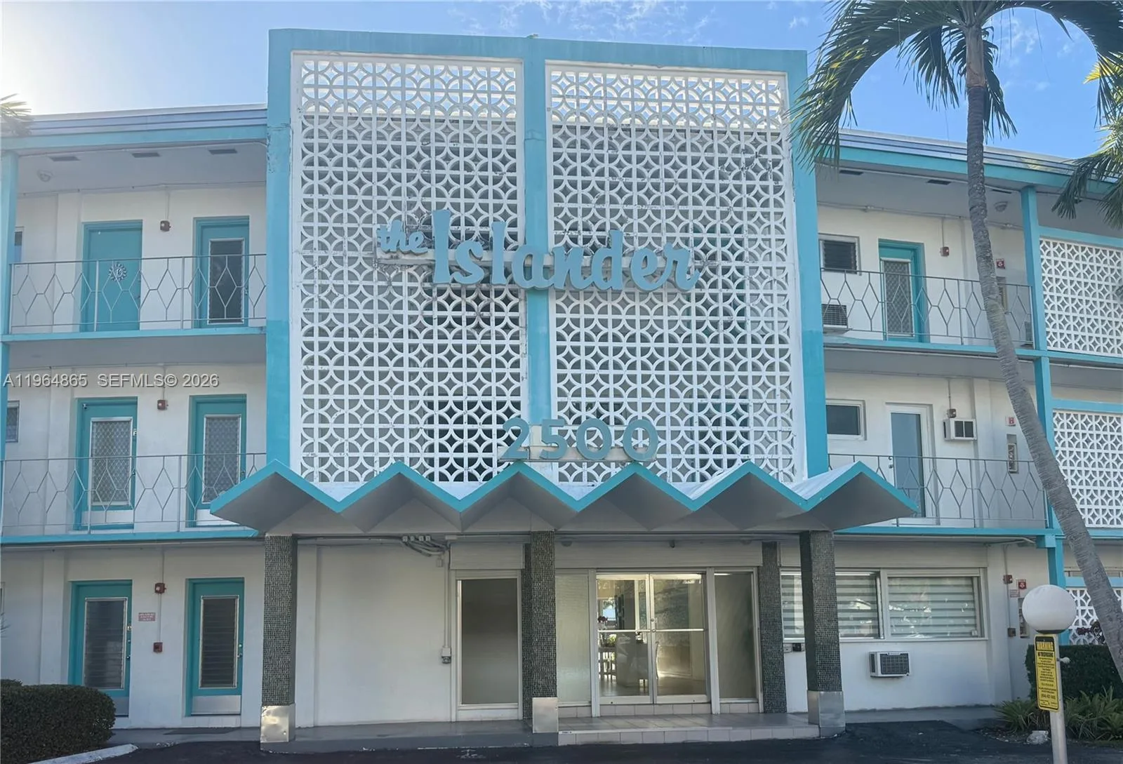 2500 Diana Dr # 107, Hallandale Beach, FL 33009 photo 3