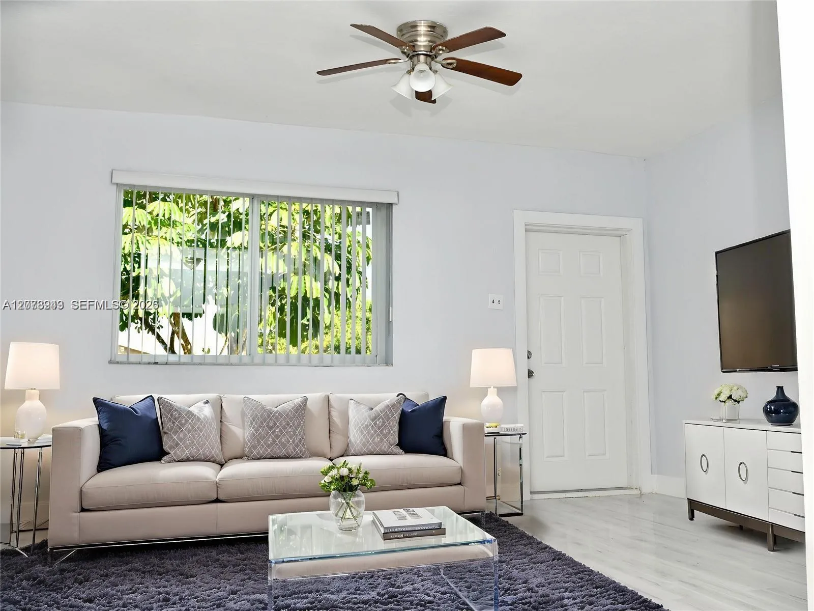 747 NW 5th Ct, Hallandale Beach, FL 33009 photo 2