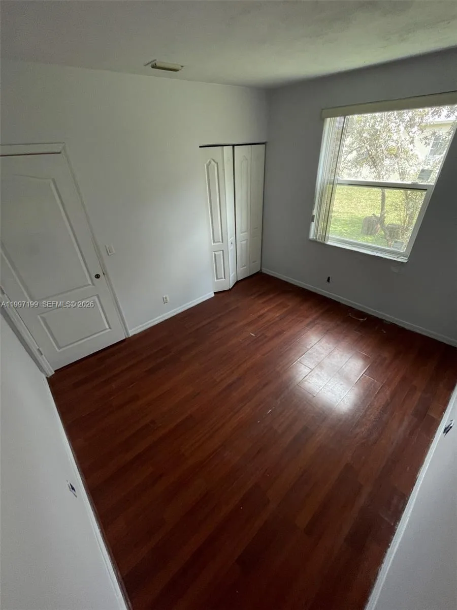 870 NE 212th Ter # 3, Miami, FL 33179 photo 12