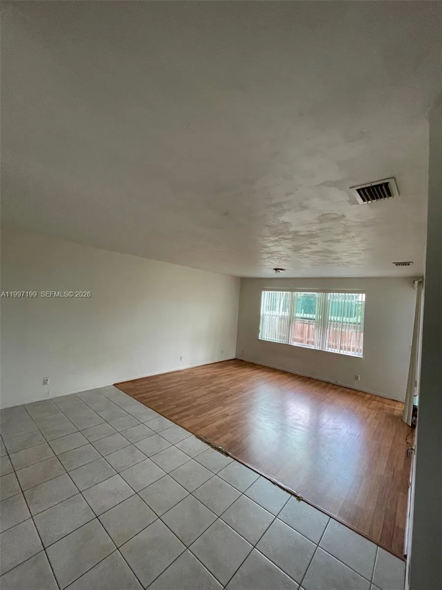 870 NE 212th Ter # 3, Miami, FL 33179 photo 4
