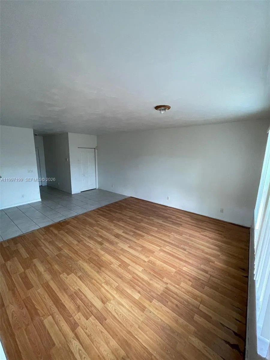 870 NE 212th Ter # 3, Miami, FL 33179 photo 5