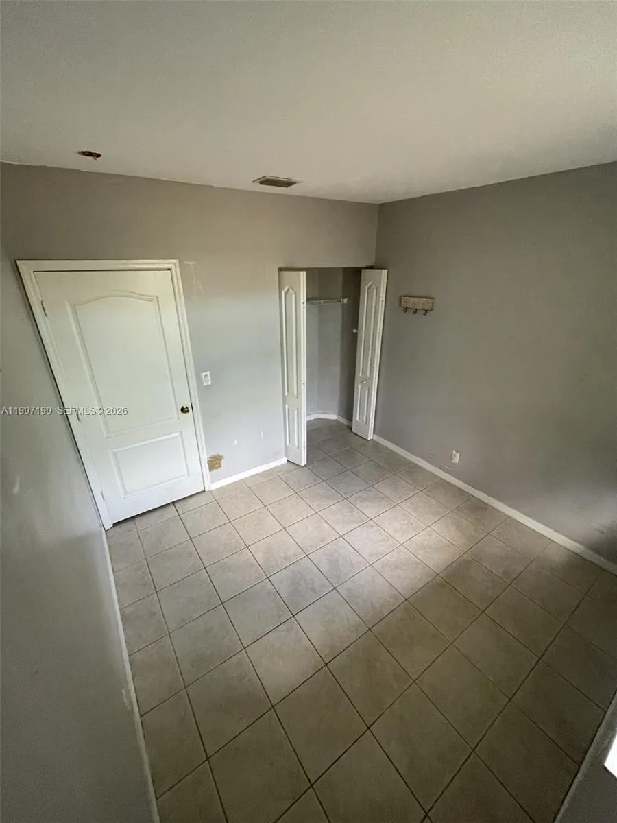 870 NE 212th Ter # 3, Miami, FL 33179 photo 7